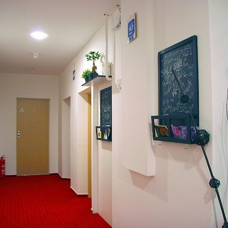 Red Carpet Rooms Zagreb Exterior photo